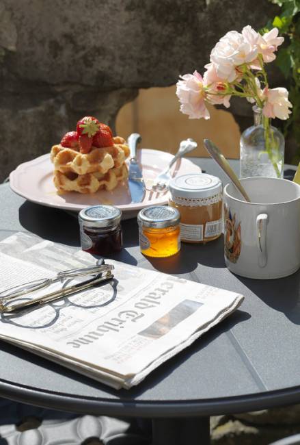 Стол пластиковый обеденный Spritz + Spritz Mini антрацит Ø605х400-765 мм