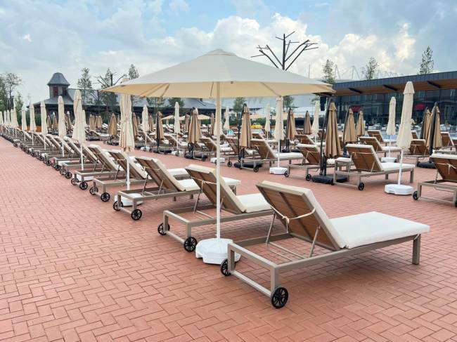 База утяжелительная на колесах Base 520х520х150 мм База утяжелительная на колесах Base 520х520х150 мм