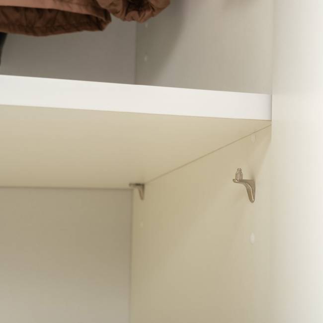 Шкаф для одежды Октава 13.338 цвет белый шагрень/дуб крафт золотой Шкаф для одежды Октава 13.338 цвет белый шагрень/дуб крафт золотой