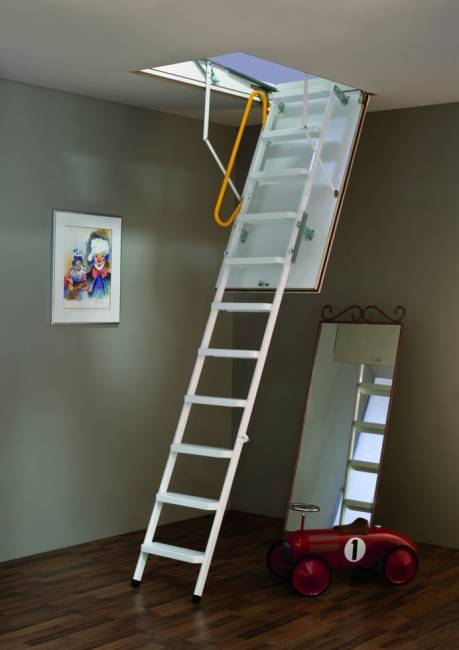 Чердачная складная лестница STEEL Чердачная складная лестница STEEL