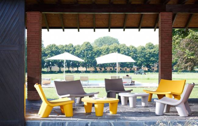 Кресло пластиковое Low Lita Standard 780х800х700 мм