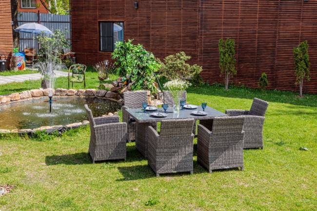 Обеденный комплект FIONA из искусственного ротанга